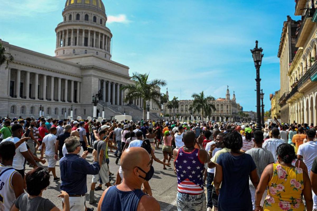 Cuba: bloqueo, problemas estructurales y el desafío de renovarse | VA CON FIRMA. Un plus sobre la información.
