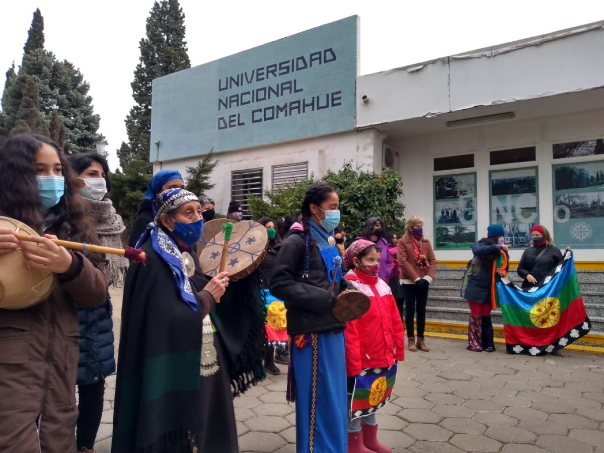 Se viene debate académico sobre la problemática mapuche | VA CON FIRMA. Un plus sobre la información.